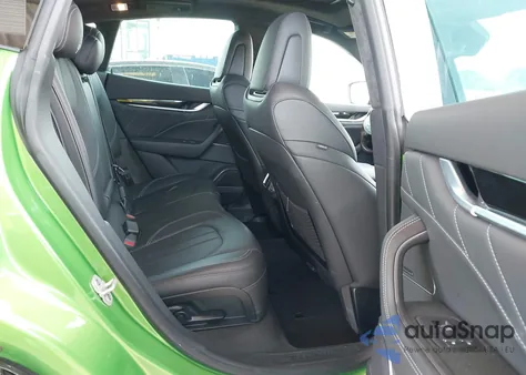 2023 Maserati Levante Modena z USA, uszkodzony, nr VIN ZN661YUM5PX413759